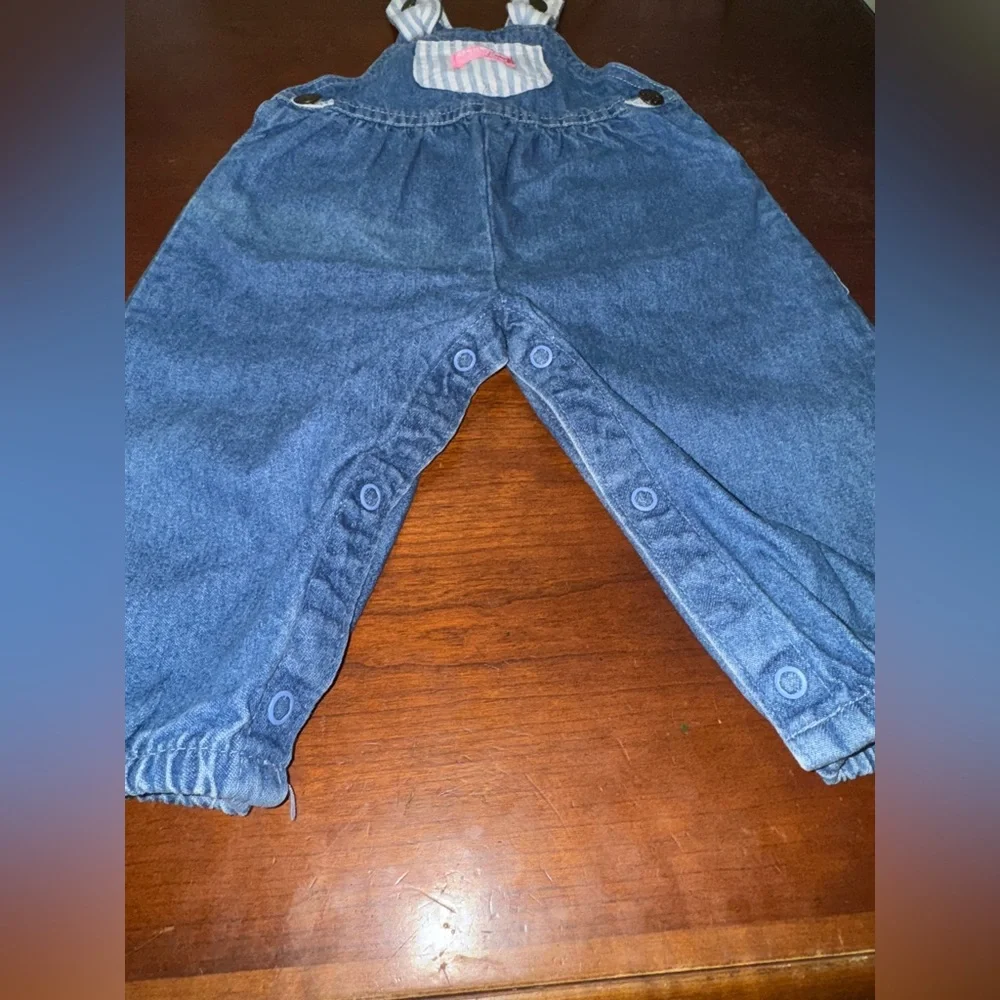Oshkosh B’Gosh Vintage Denim Overalls with Bow Size 12m